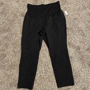 Old Navy Maternity Pixie Pants